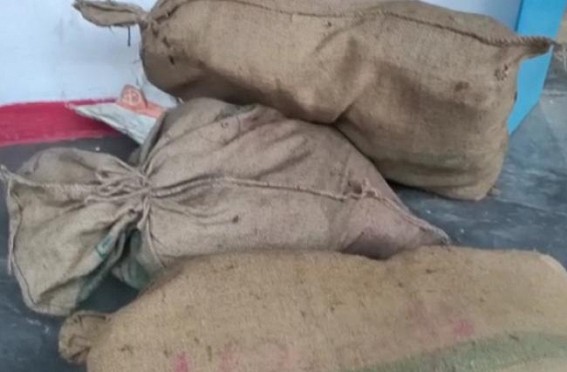 Cannabis worth 5 lakhs seized by Madhupur police Cannabis worth 5 lakhs seized by Madhupur police